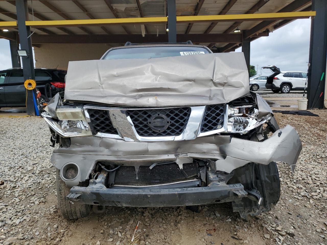 Nissan Pathfinder Le
