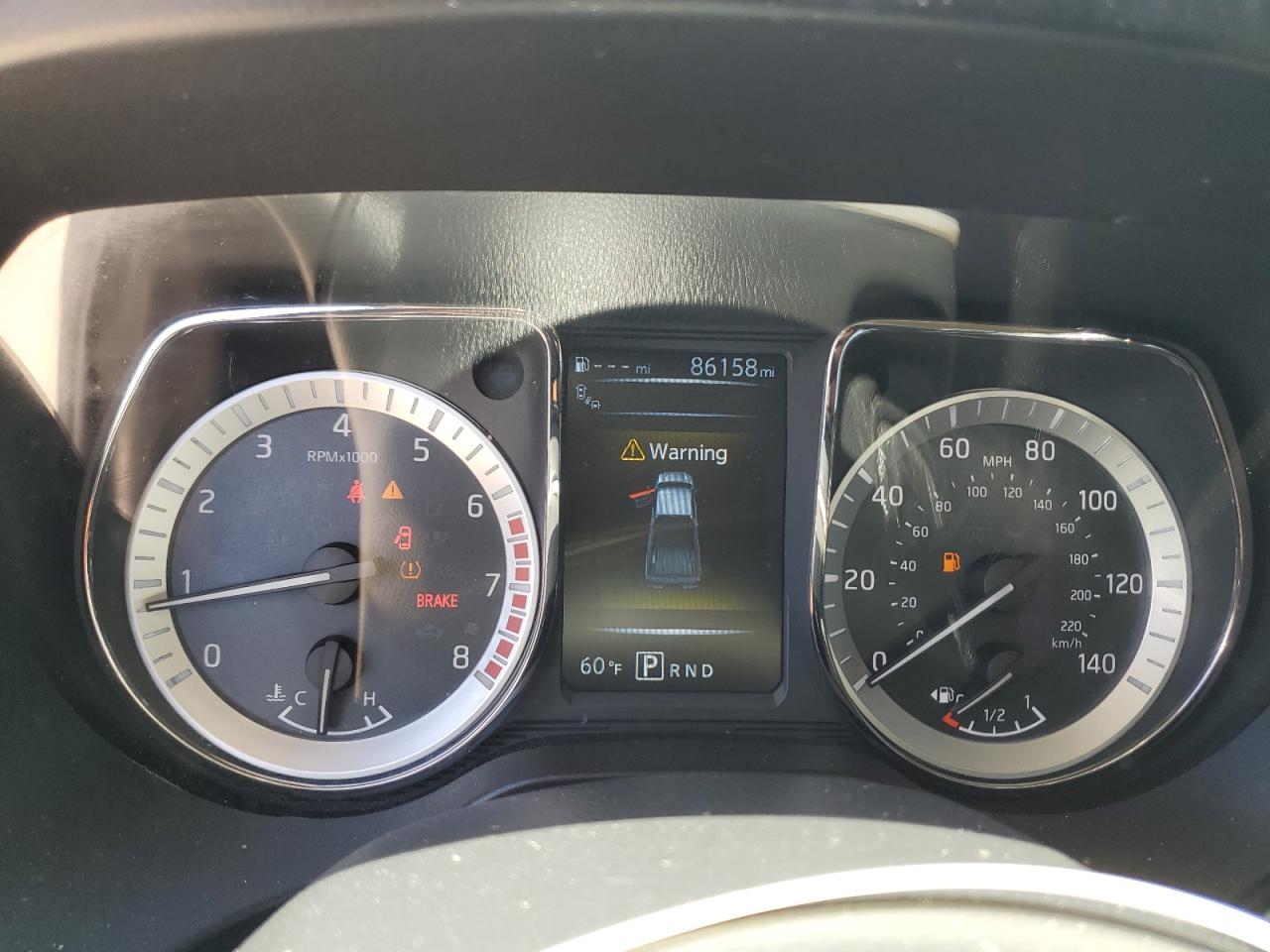 Nissan Titan Sv