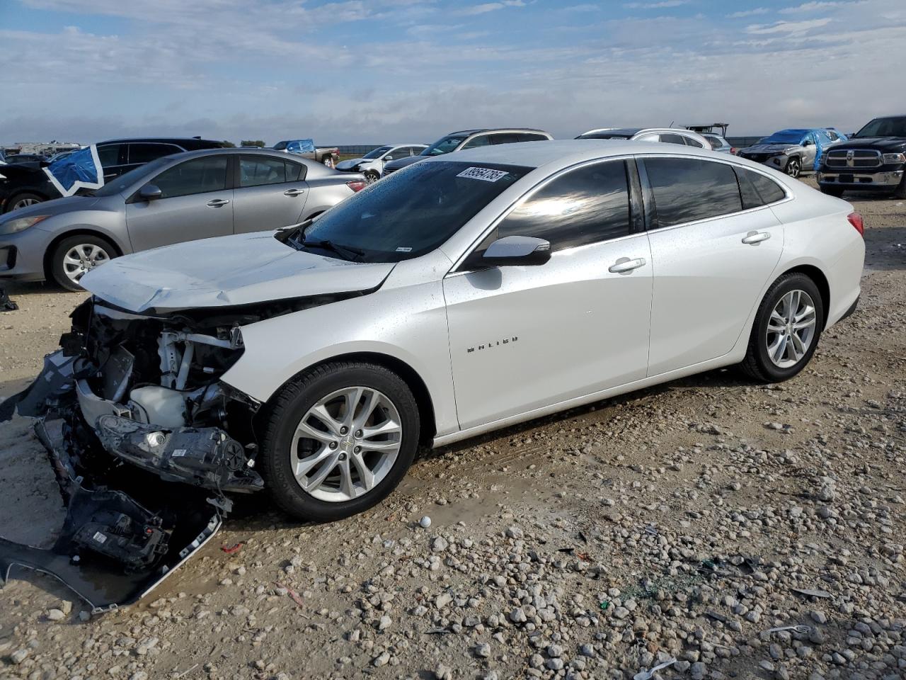 Salvage Chevrolet Malibu Image