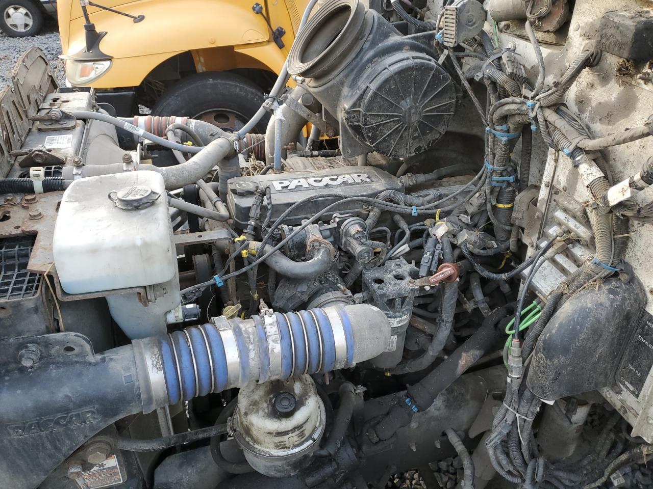 Peterbilt 337