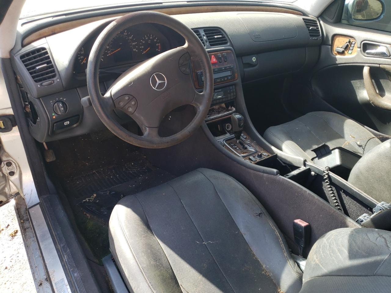Mercedes-Benz Clk-class 320