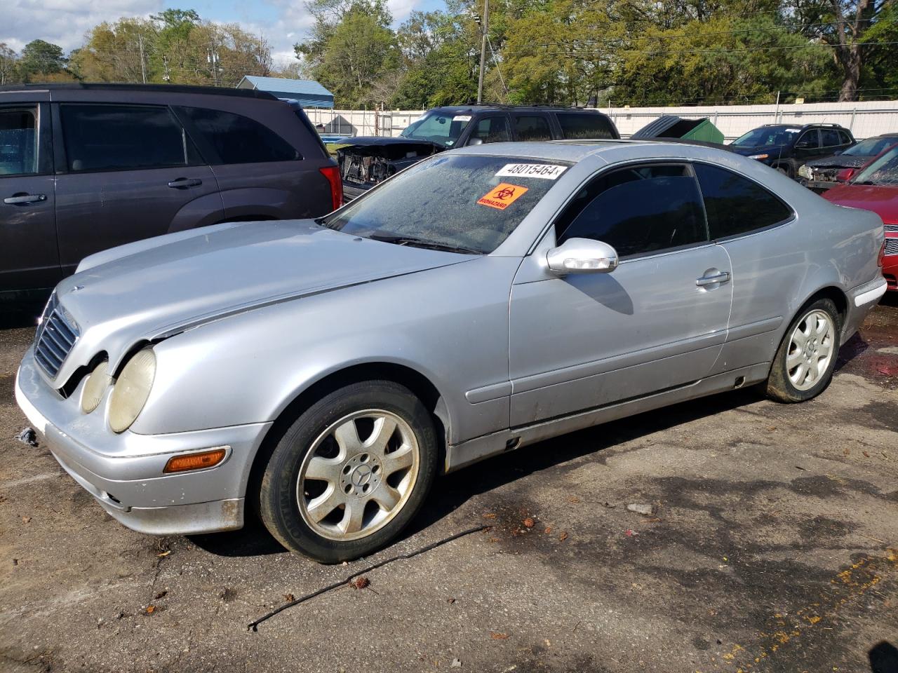 Salvage Mercedes-Benz Clk-class Image