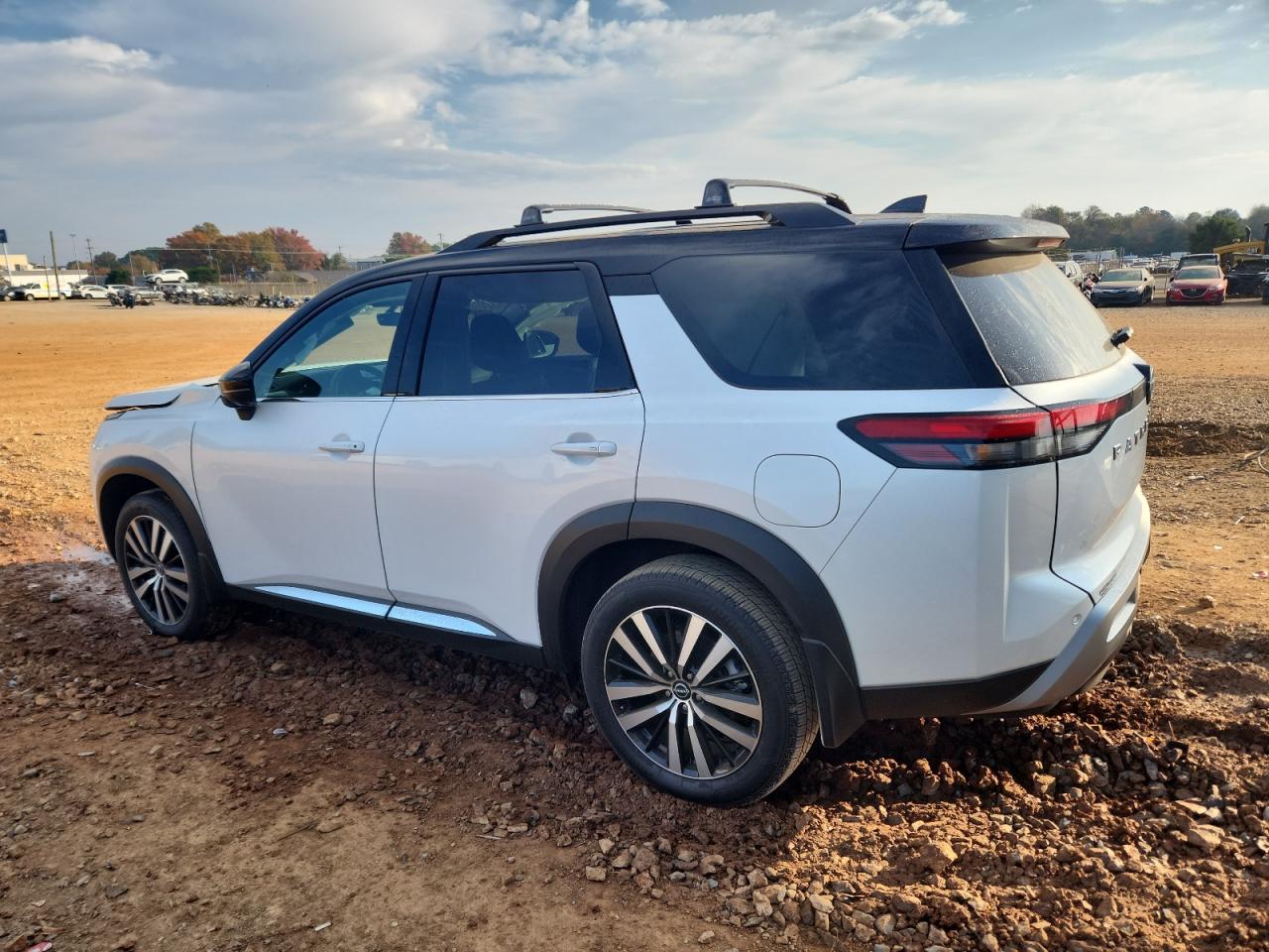 Nissan Pathfinder Platinum
