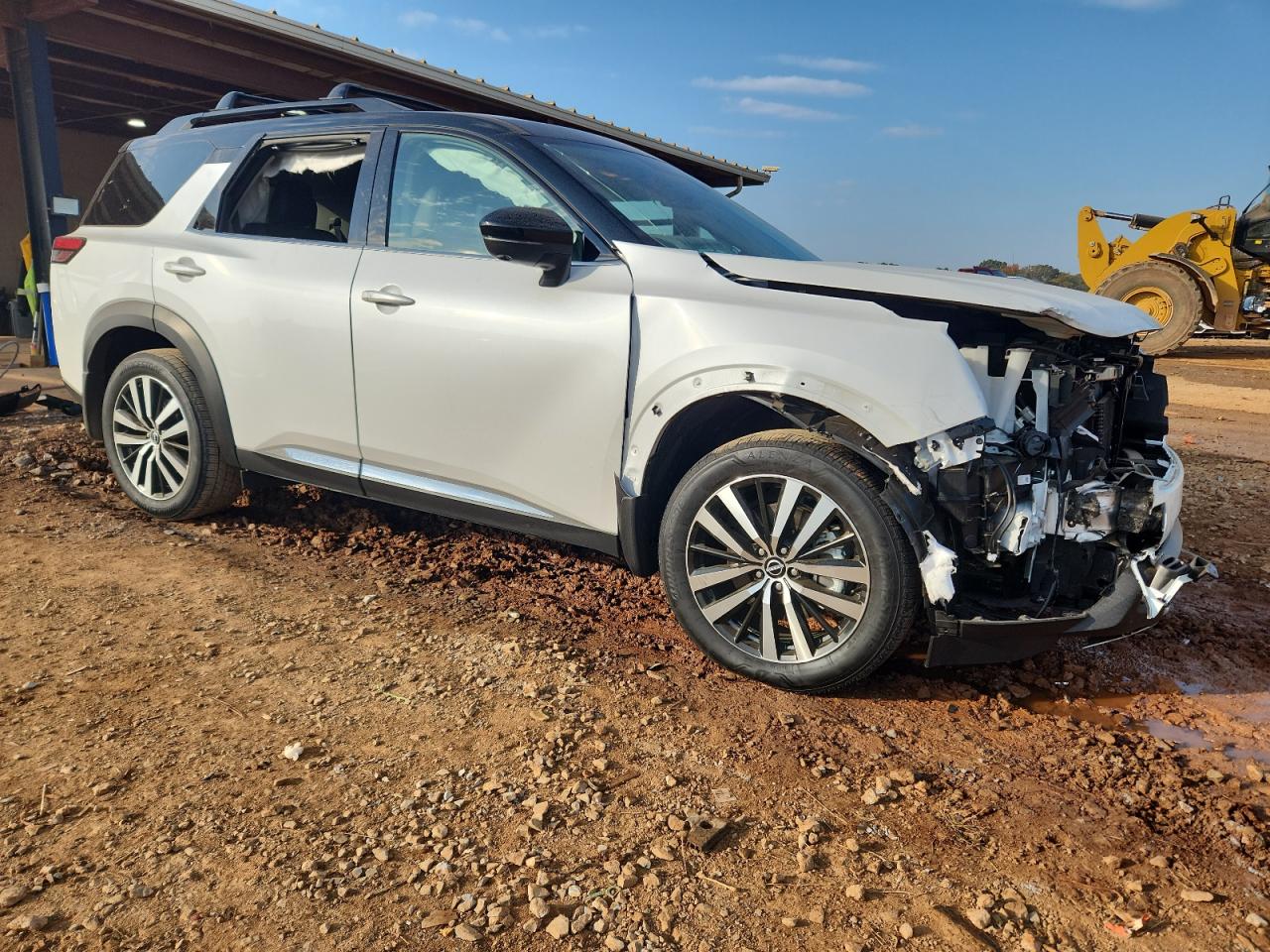 Nissan Pathfinder Platinum