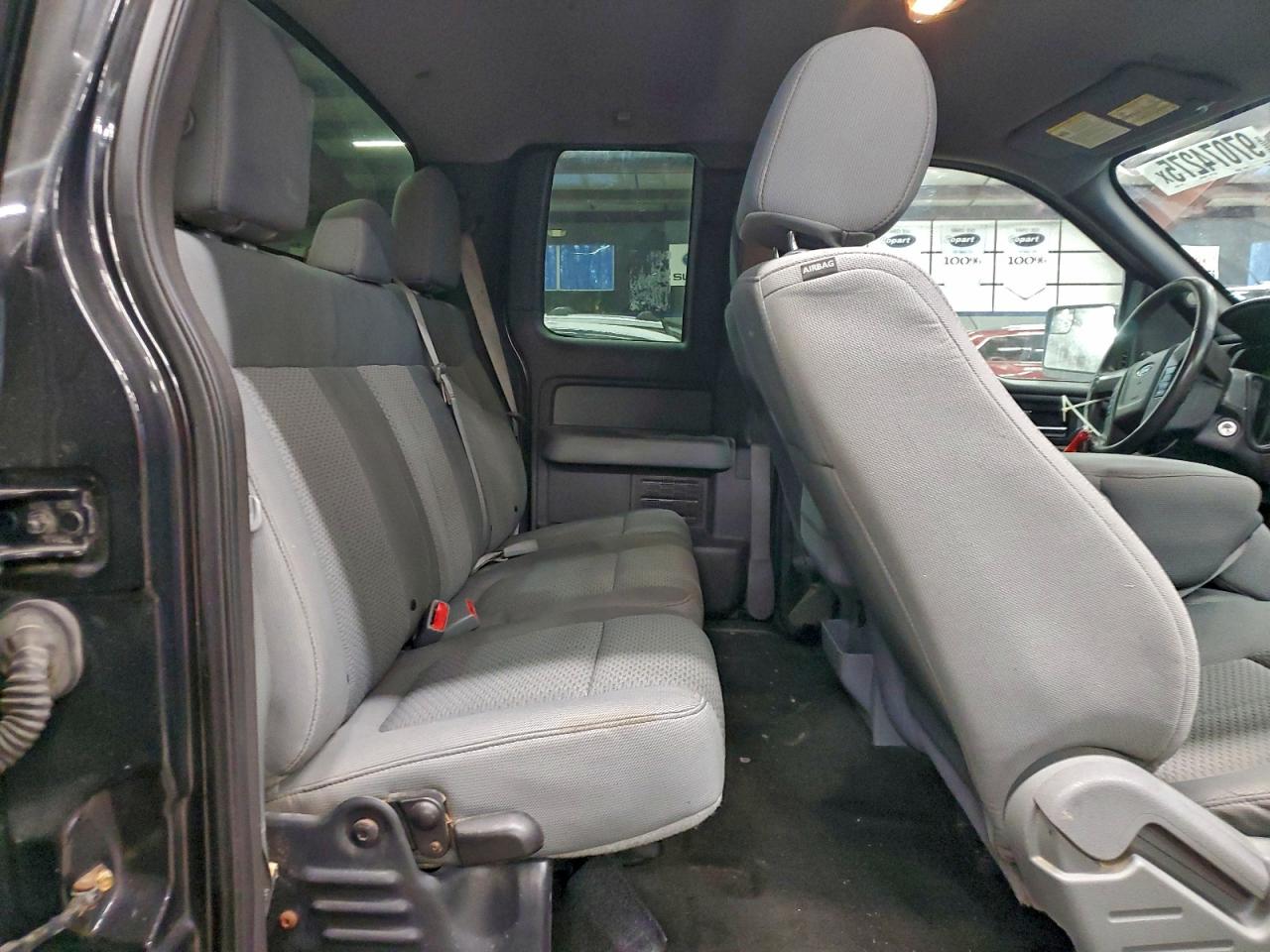 Ford F-150 Super Cab