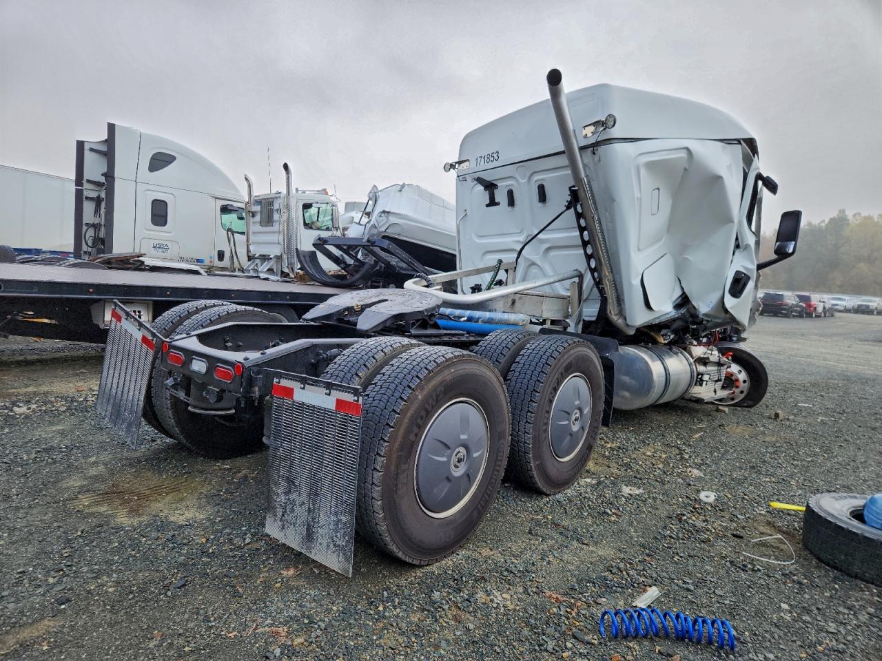 Freightliner Cascadia 1