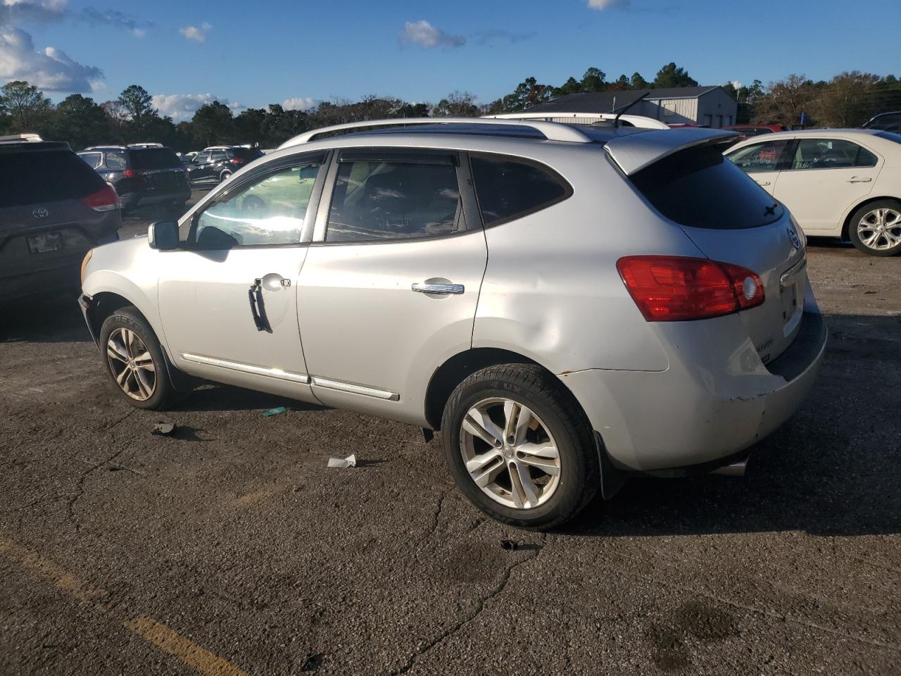 Nissan Rogue S