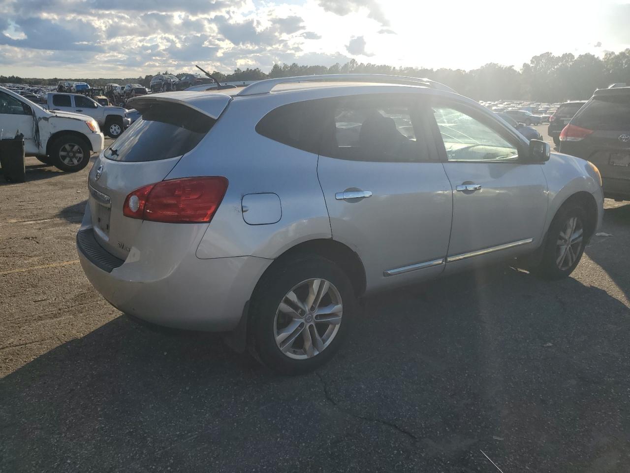 Nissan Rogue S
