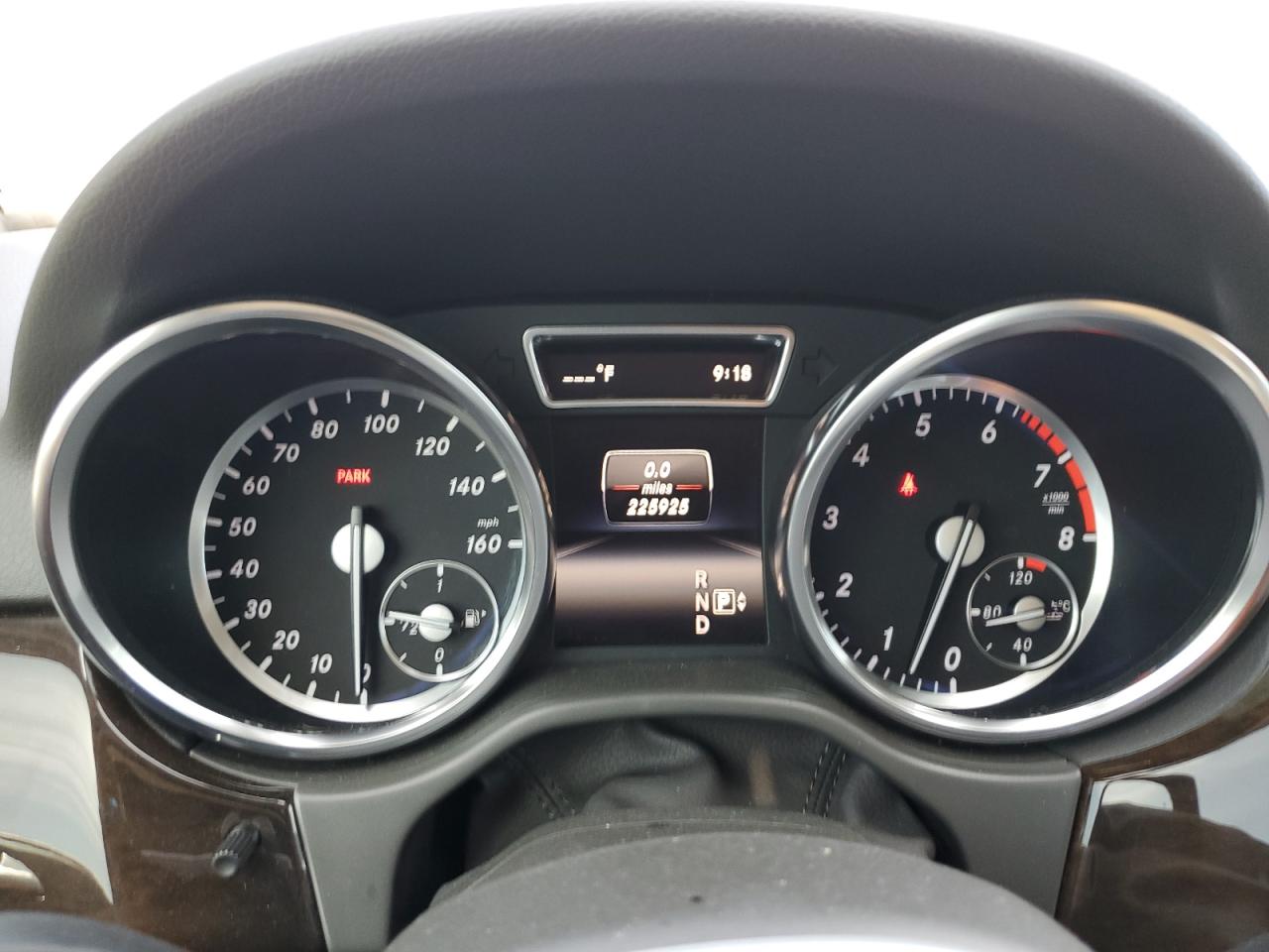 Mercedes-Benz M-Class 350