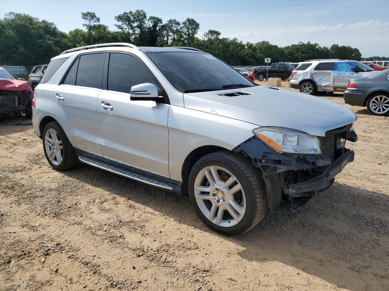 Mercedes-Benz M-Class 350