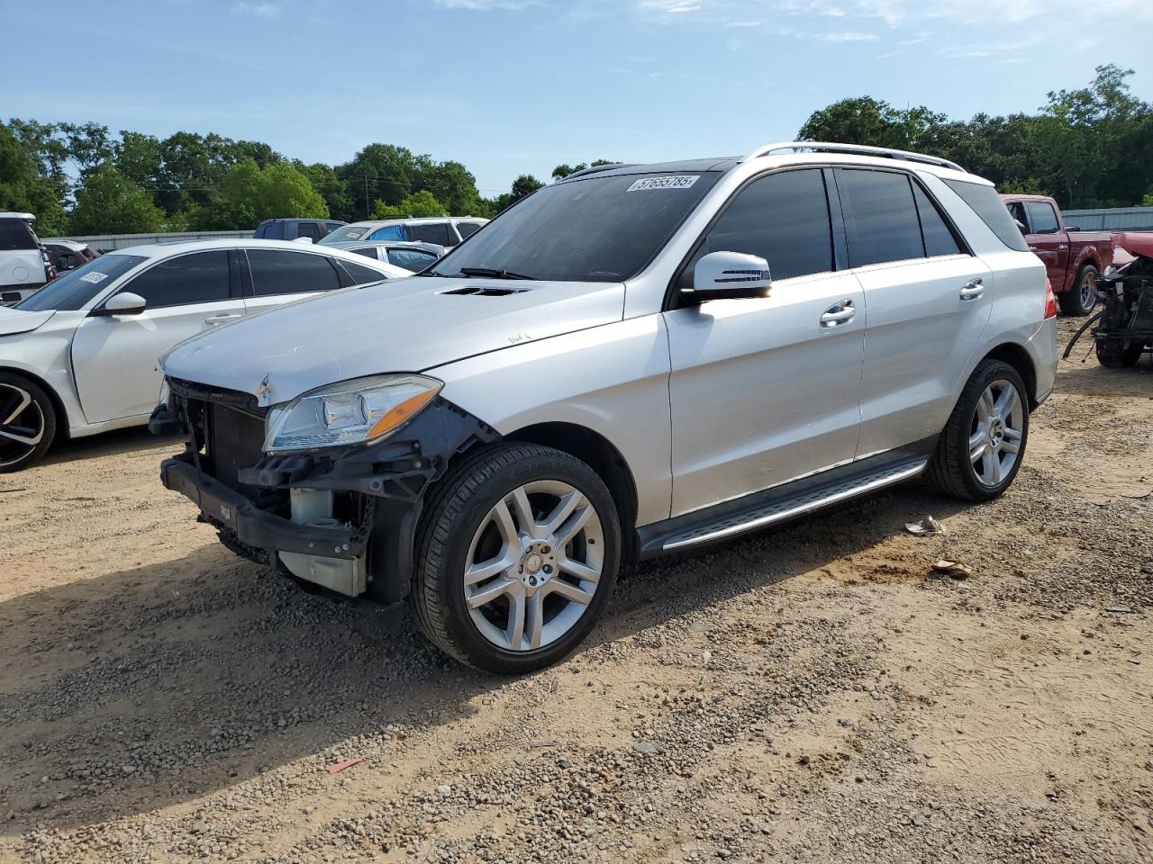 Salvage Mercedes-Benz M-Class Image