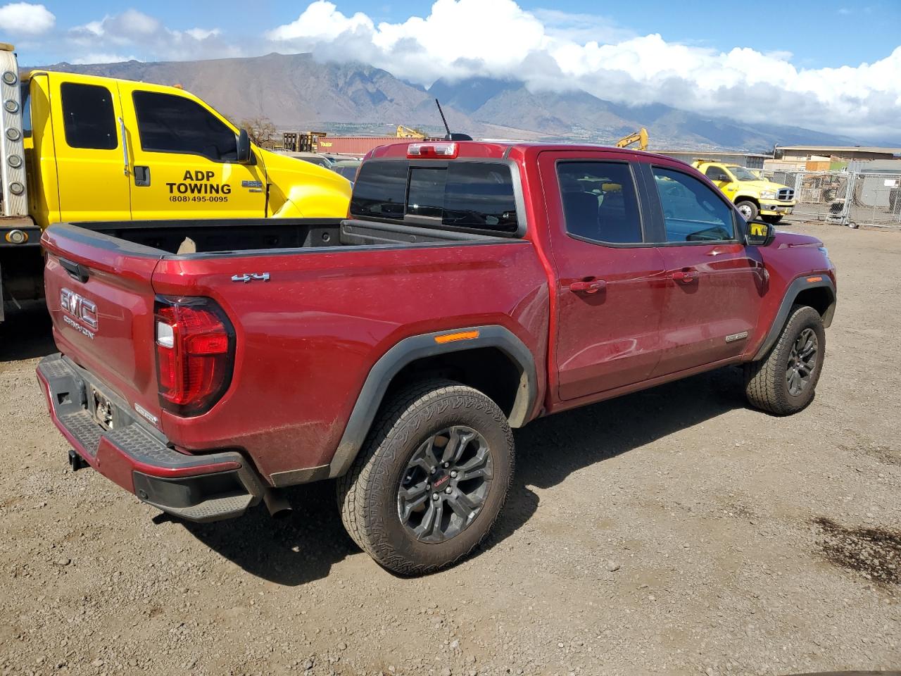 GMC Canyon Elevation