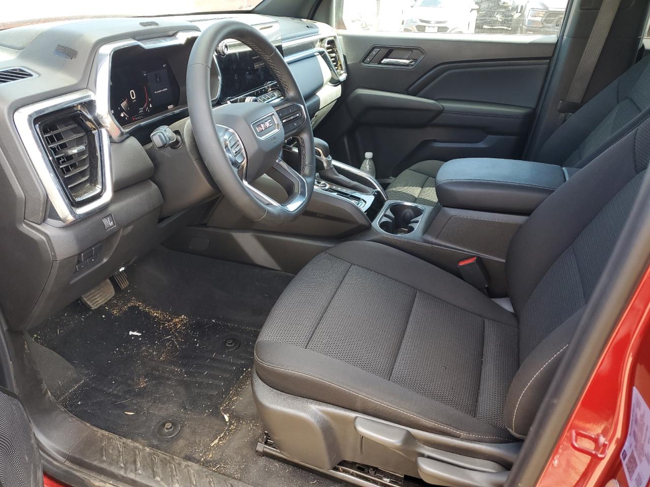 GMC Canyon Elevation