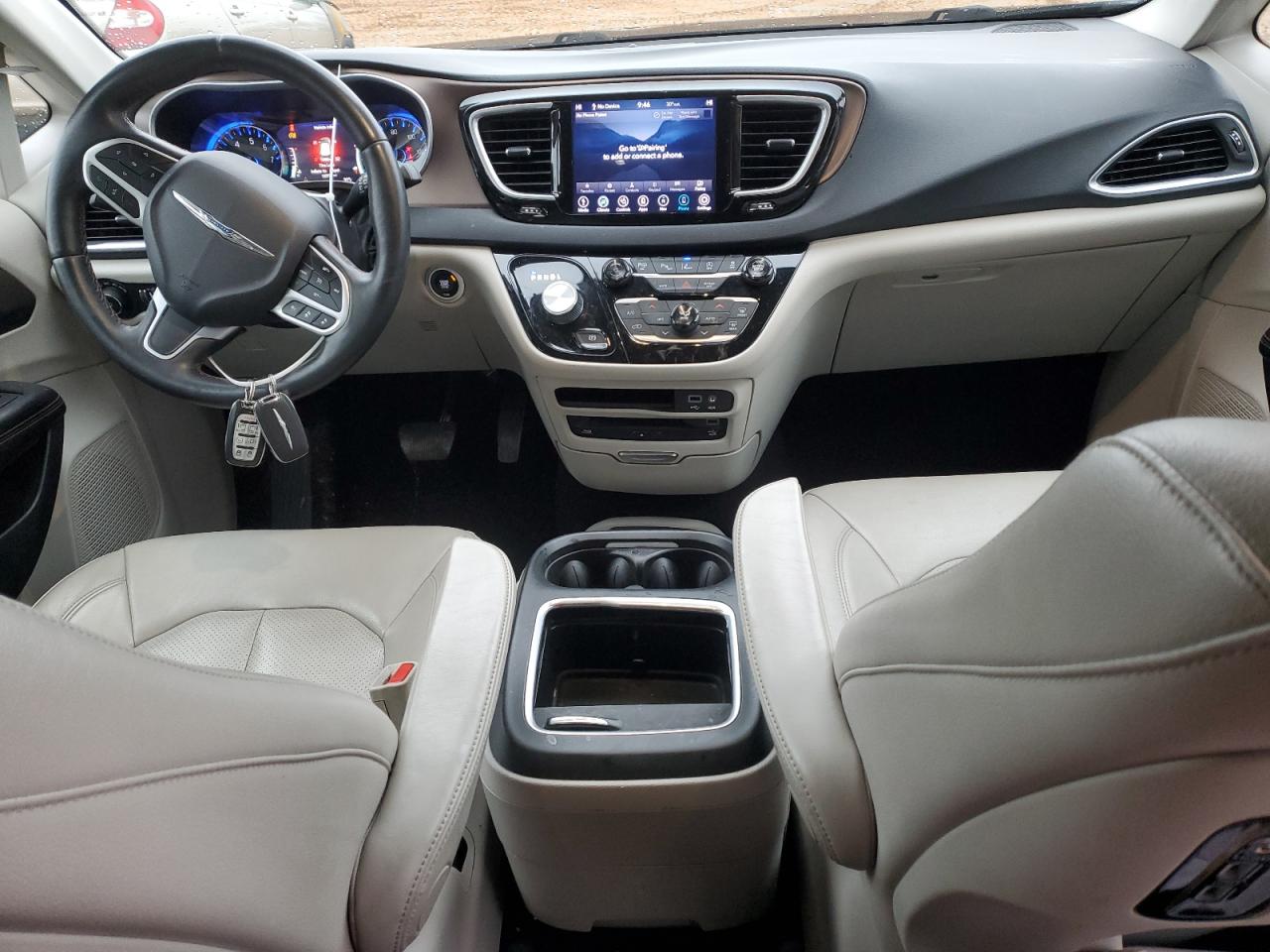 Chrysler Pacifica Touring L Plus