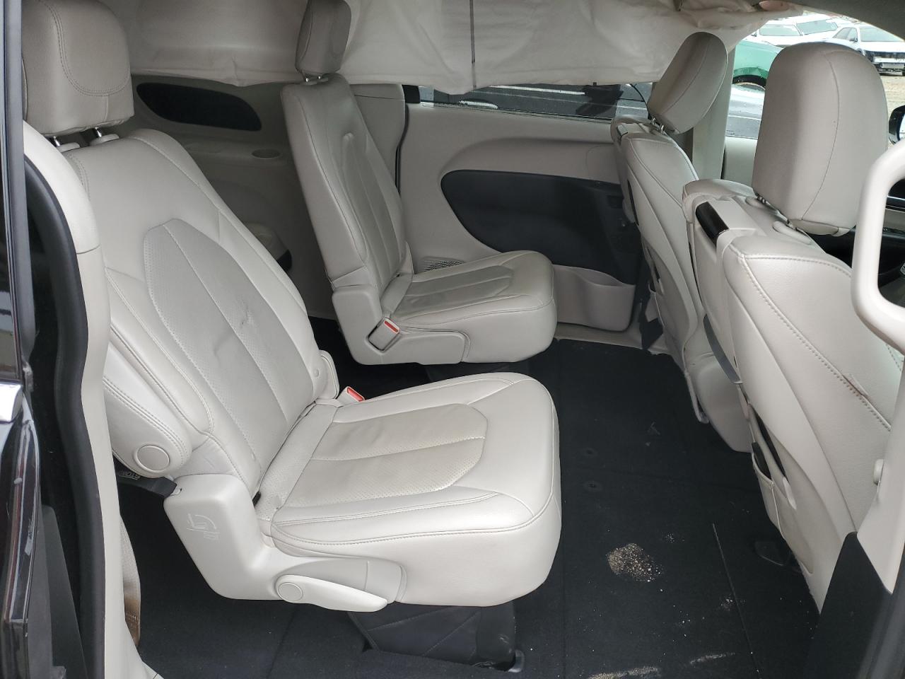Chrysler Pacifica Touring L Plus