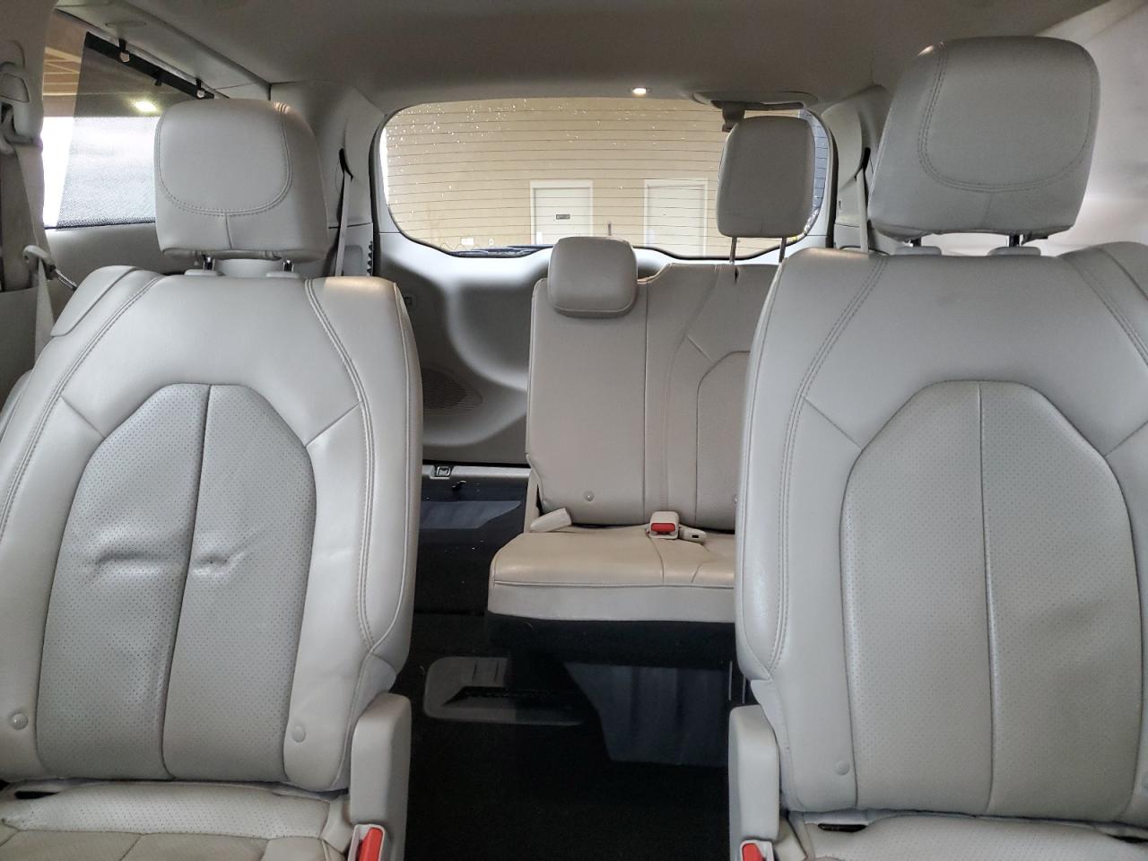 Chrysler Pacifica Touring L Plus
