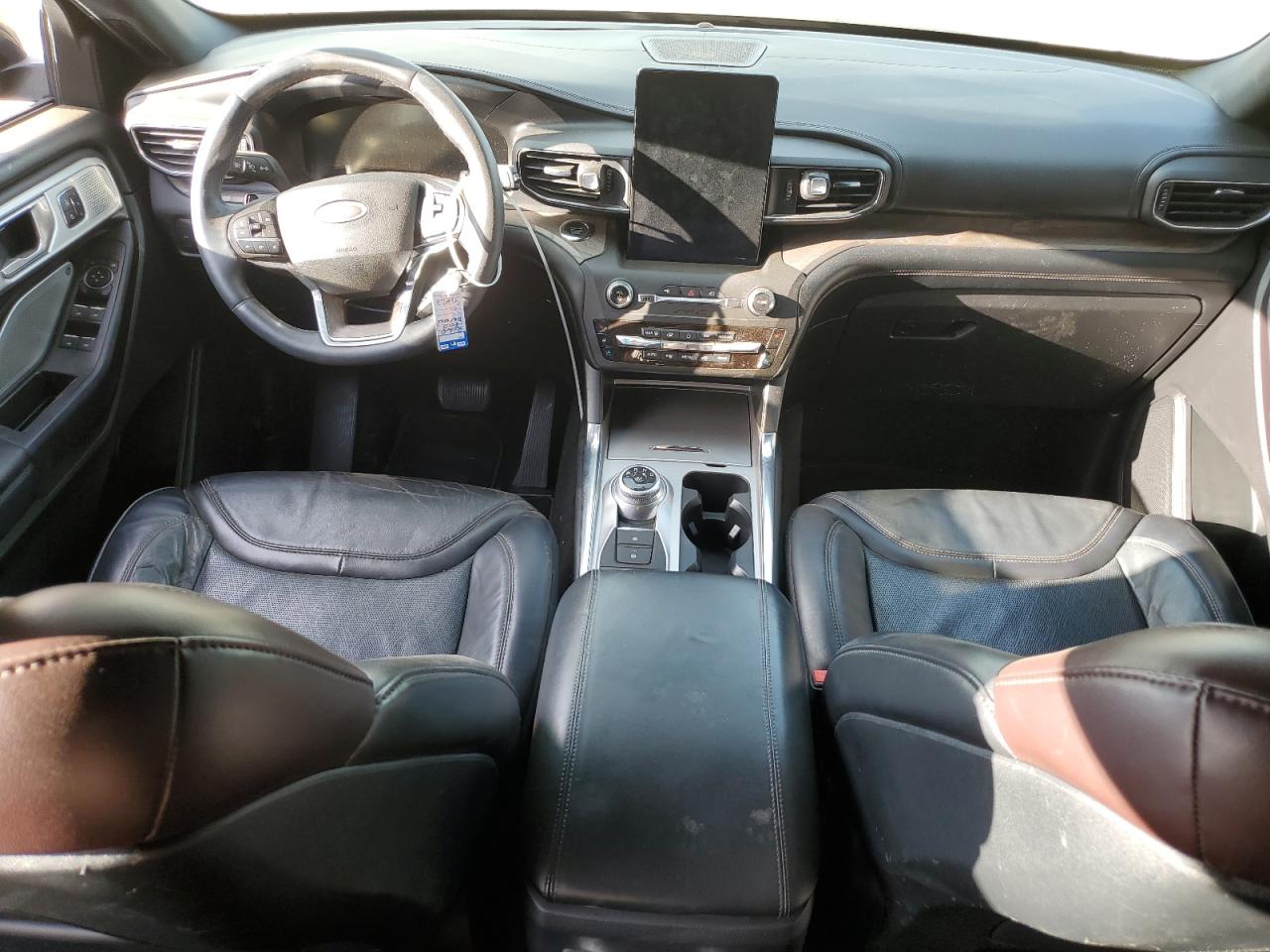 Ford Explorer Platinum