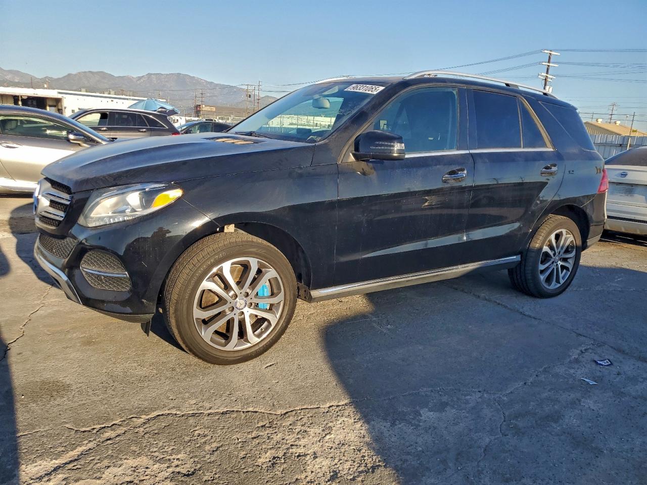 Salvage Mercedes-Benz GLE Image
