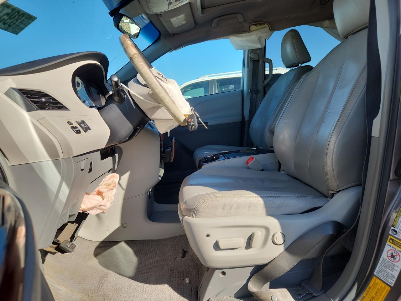 Toyota Sienna Xle