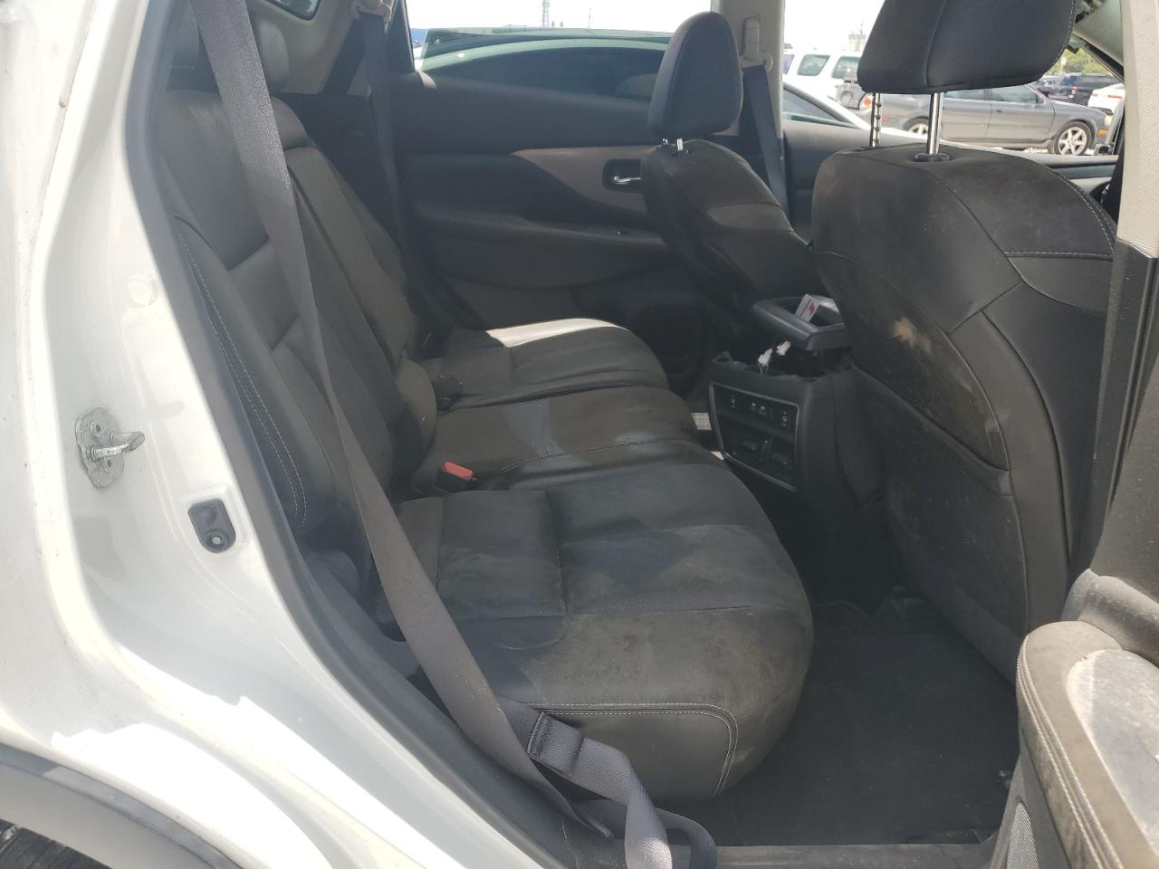 Nissan Murano S