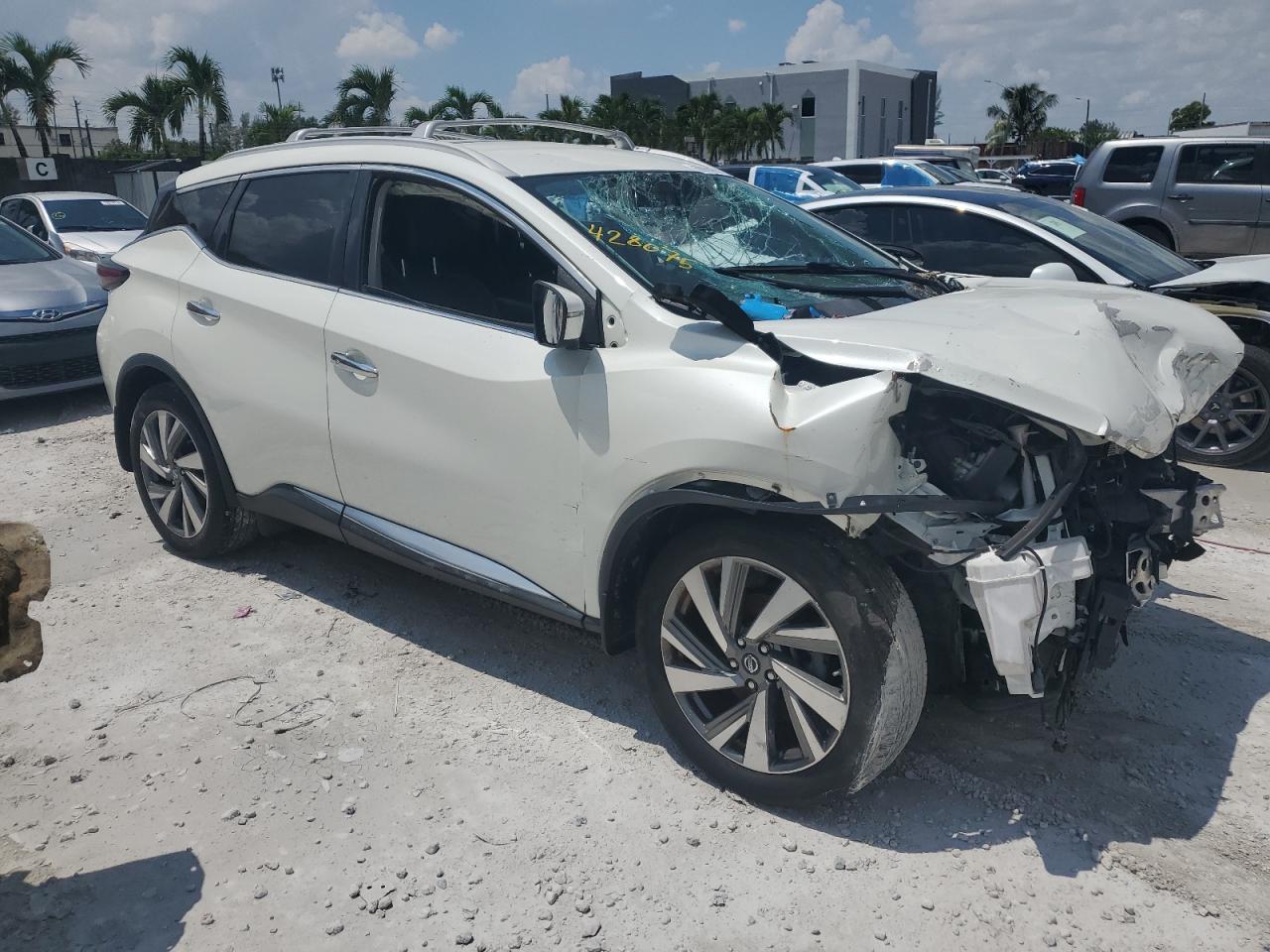 Nissan Murano S