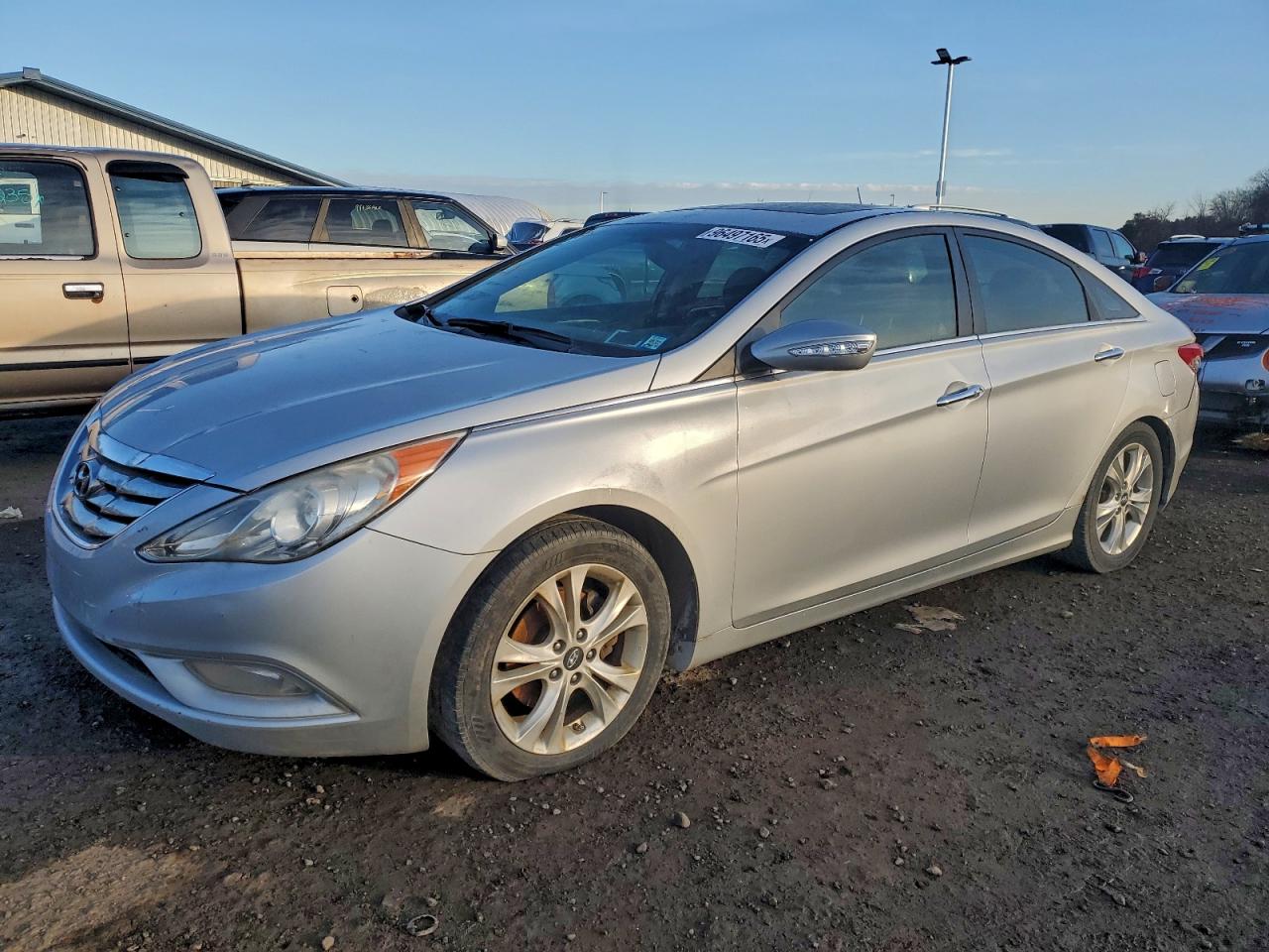 Salvage Hyundai SONATA Image