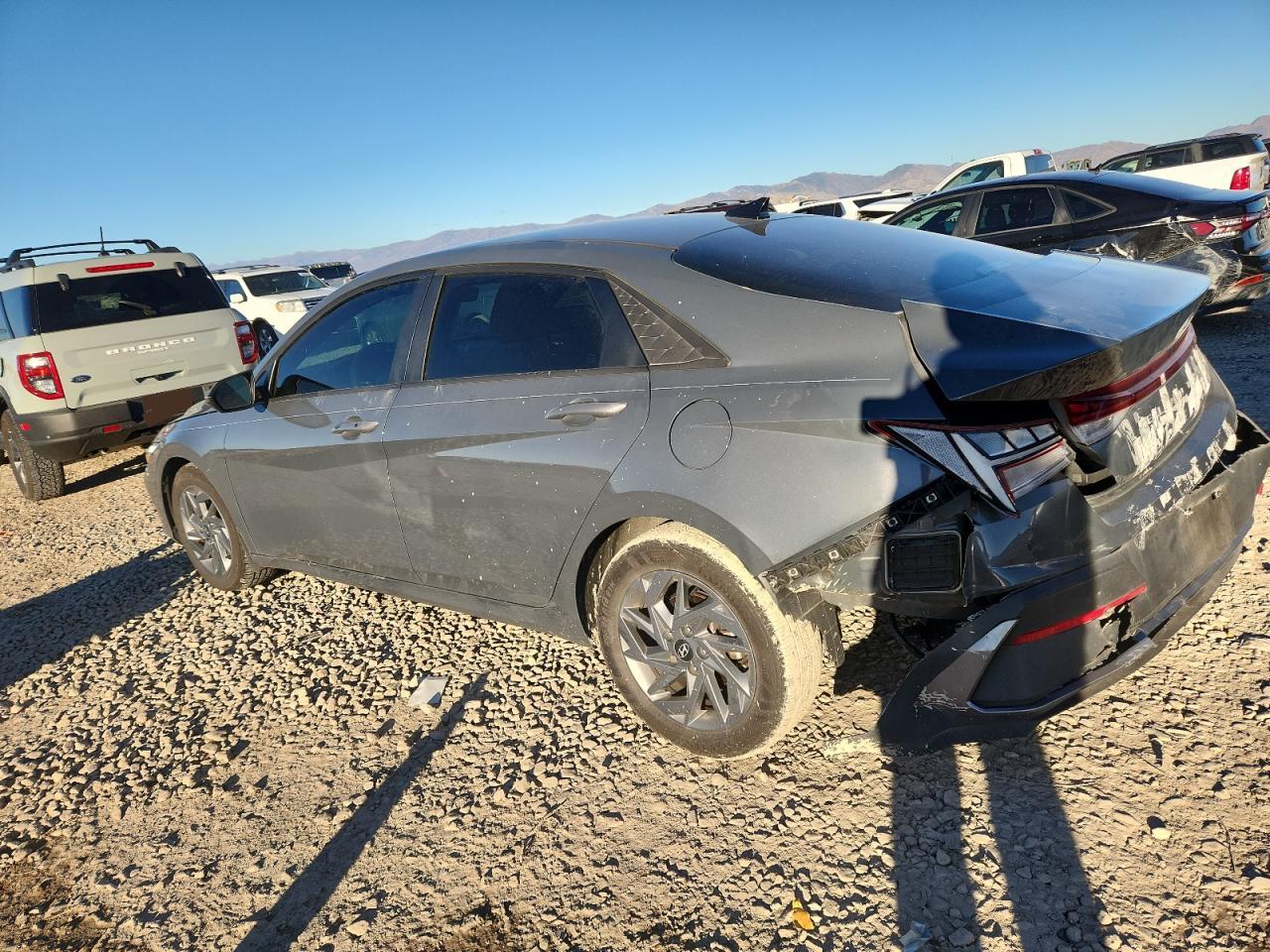 Hyundai ELANTRA Blue