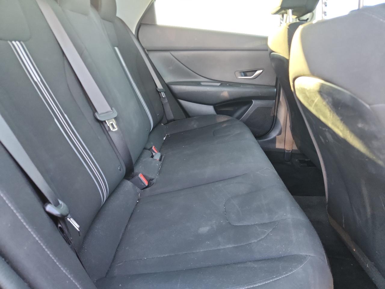 Hyundai ELANTRA Blue