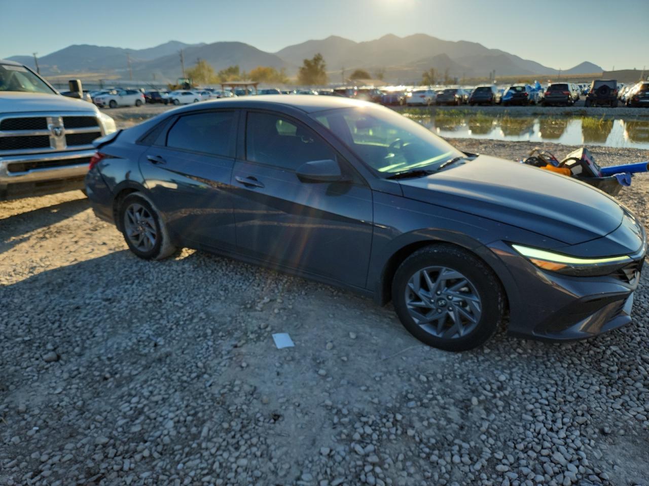 Hyundai ELANTRA Blue