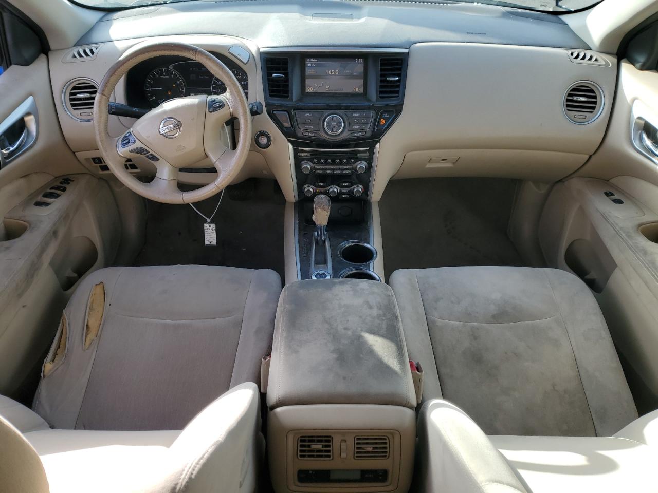 Nissan Pathfinder S