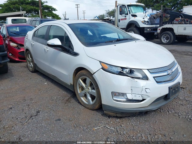 Salvage Chevrolet Volt Image