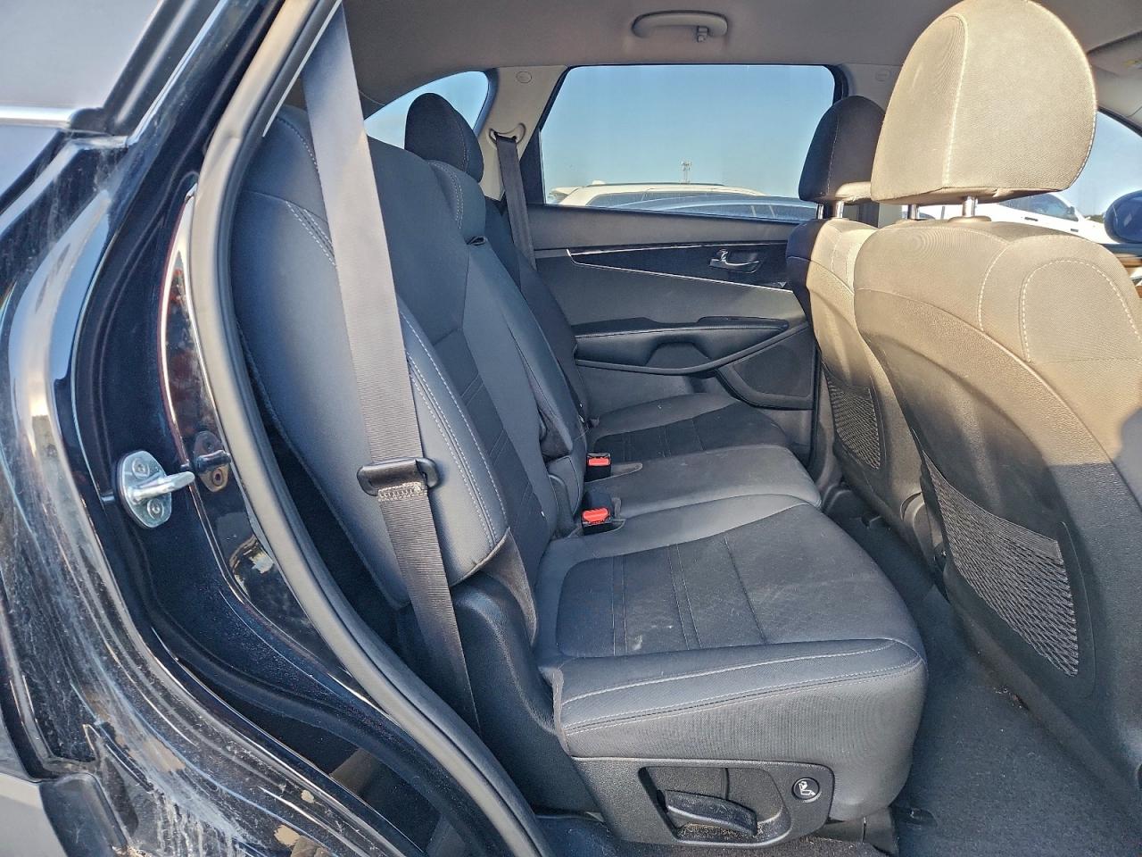 Kia Sorento S