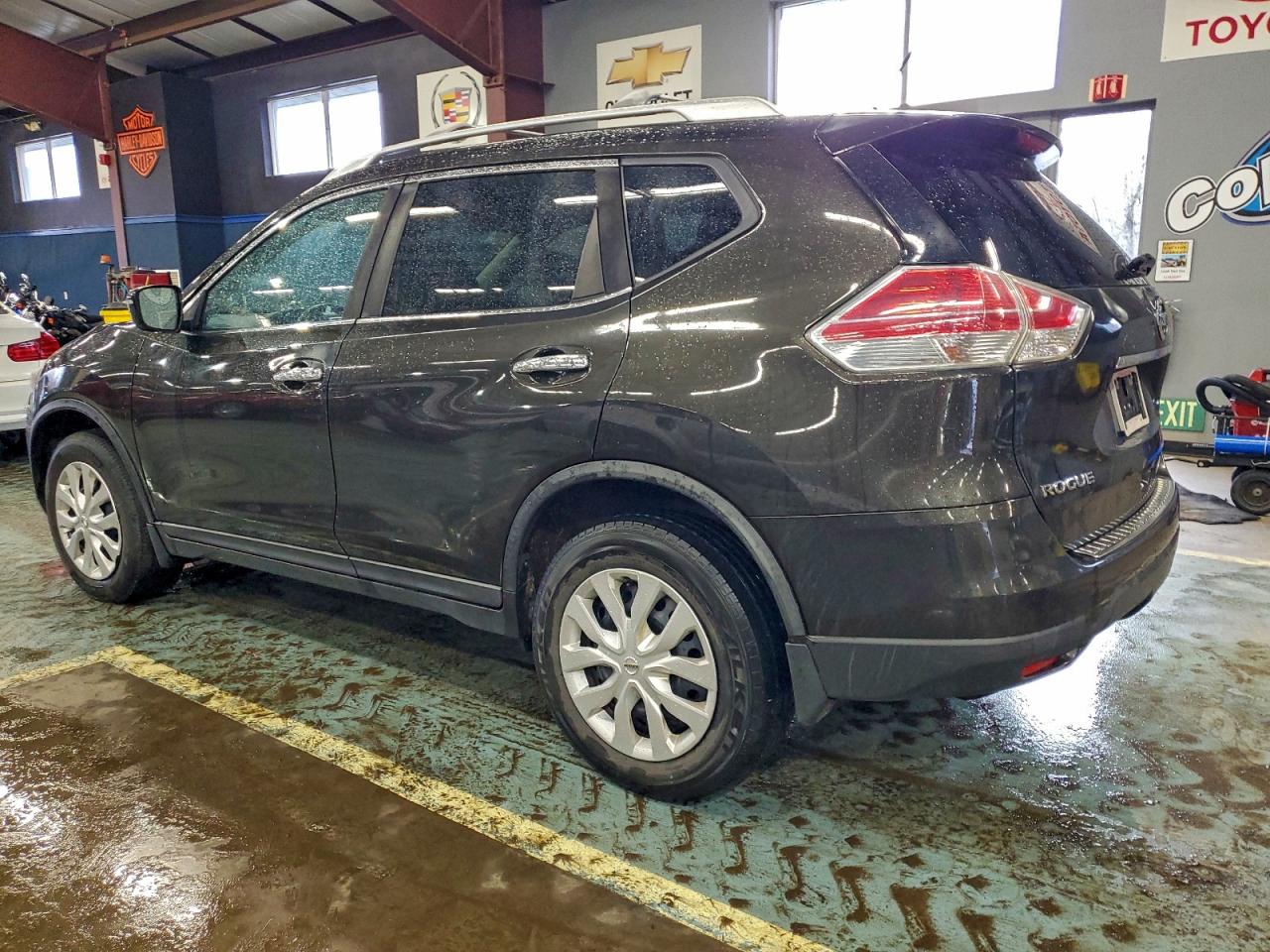 Nissan Rogue S