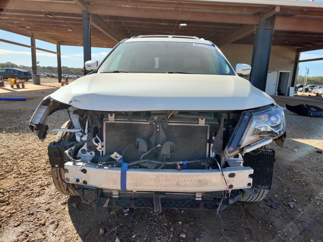 Nissan Pathfinder S