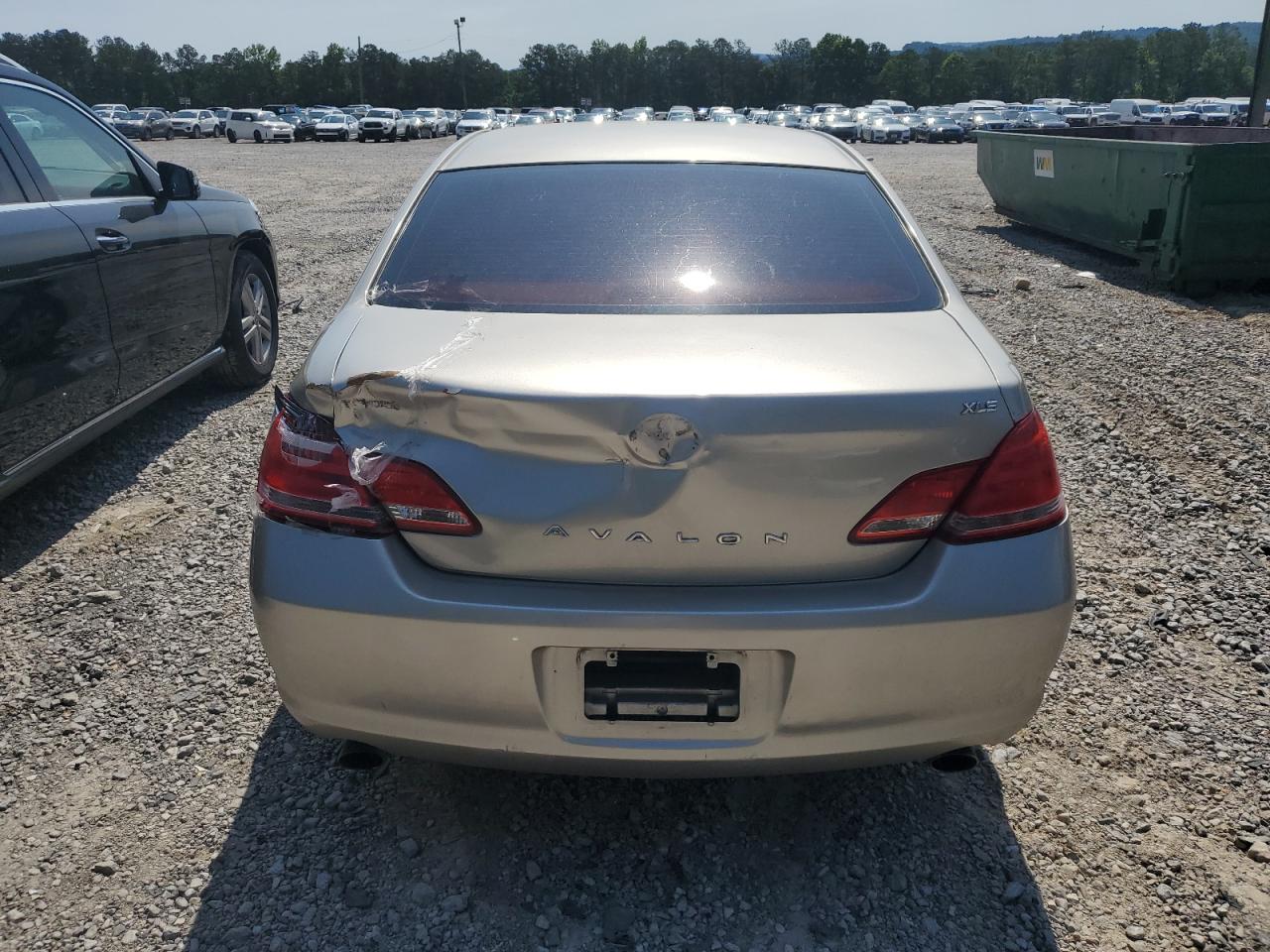 Toyota Avalon Xl