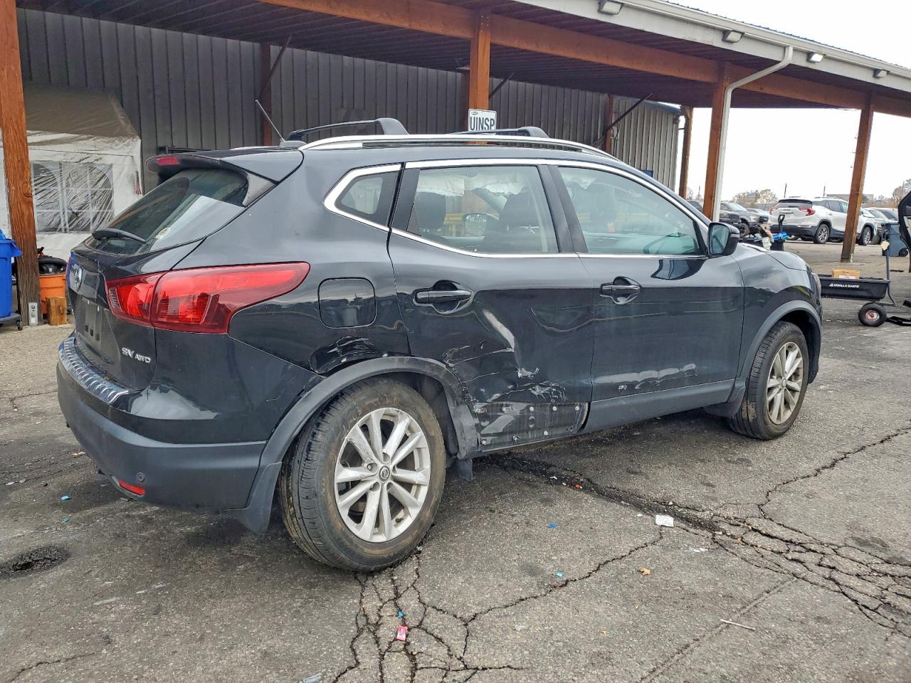 Nissan Rogue S