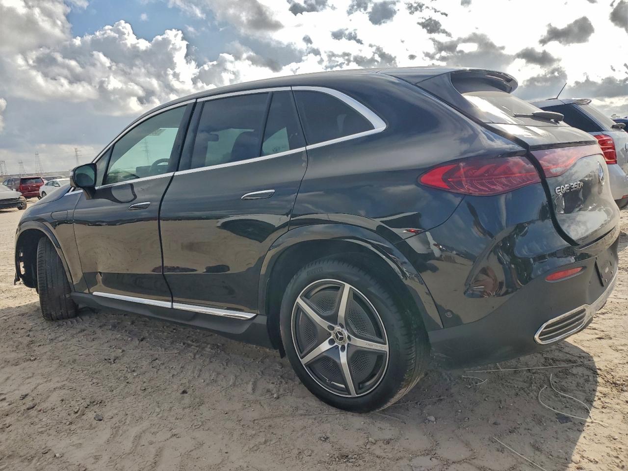 Mercedes-Benz EQE 350+
