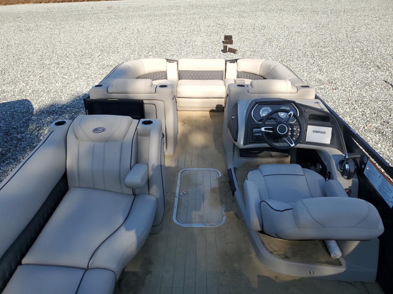 Barletta Pontoon