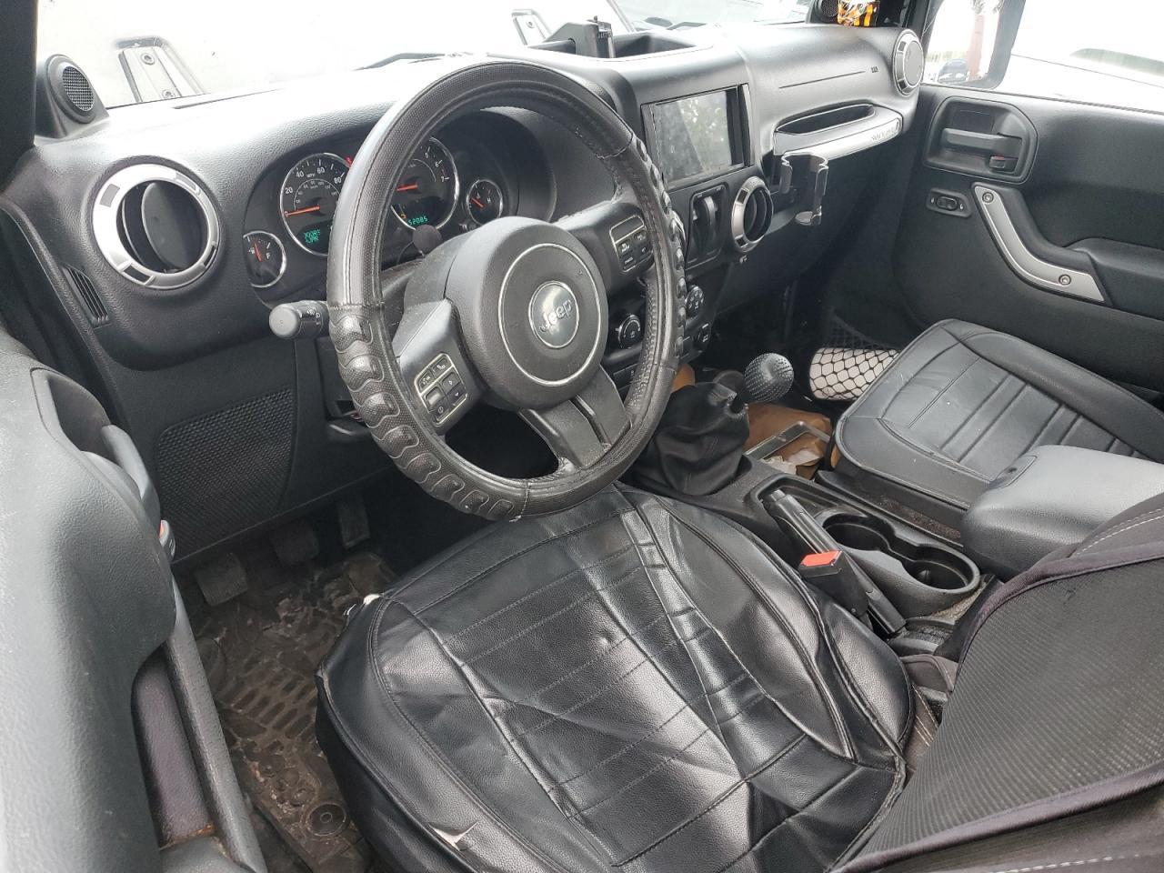 Jep Wrangler Sahara