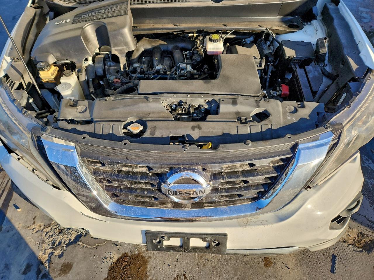 Nissan Pathfinder S