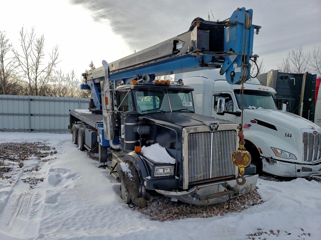 Salvage Western Star Auto Car Tractor Image