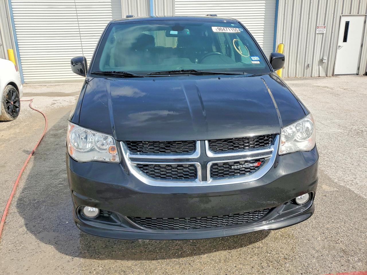 Dodge Caravan Sxt