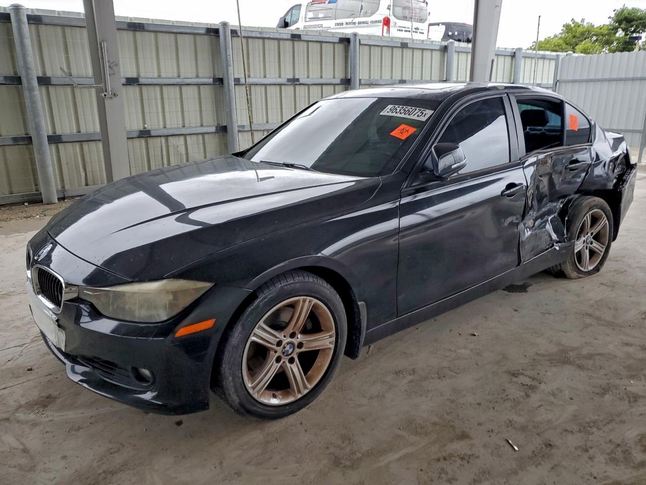 Salvage BMW 3 Series Image