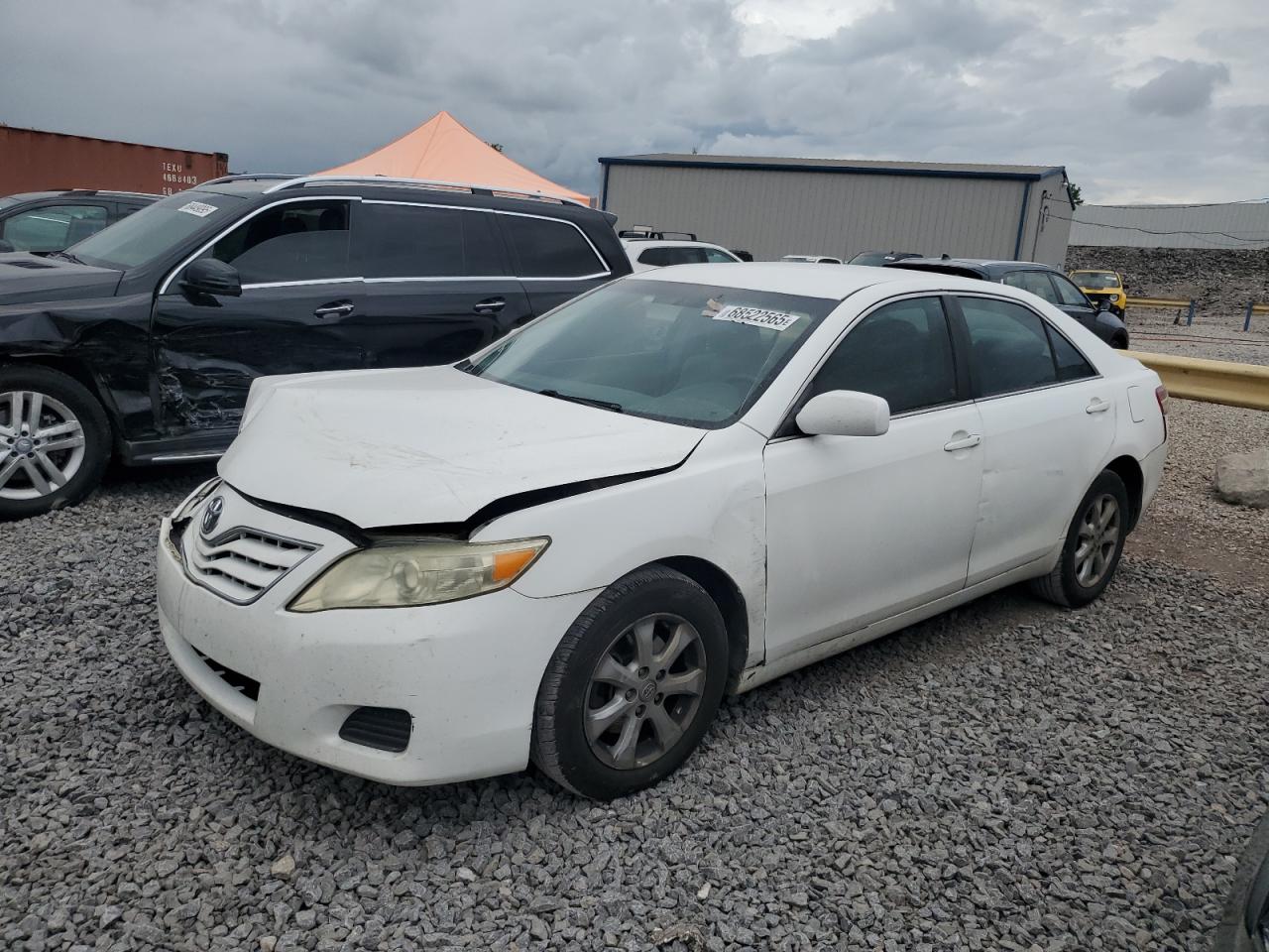 Salvage Toyota Camry Image