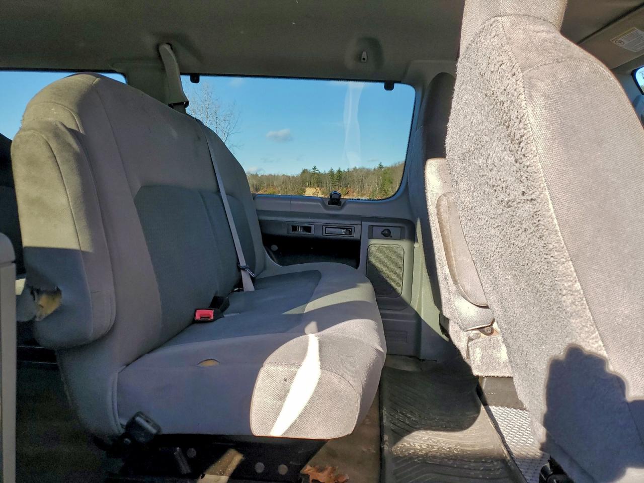 Ford Econoline E350 Super Duty Wagon
