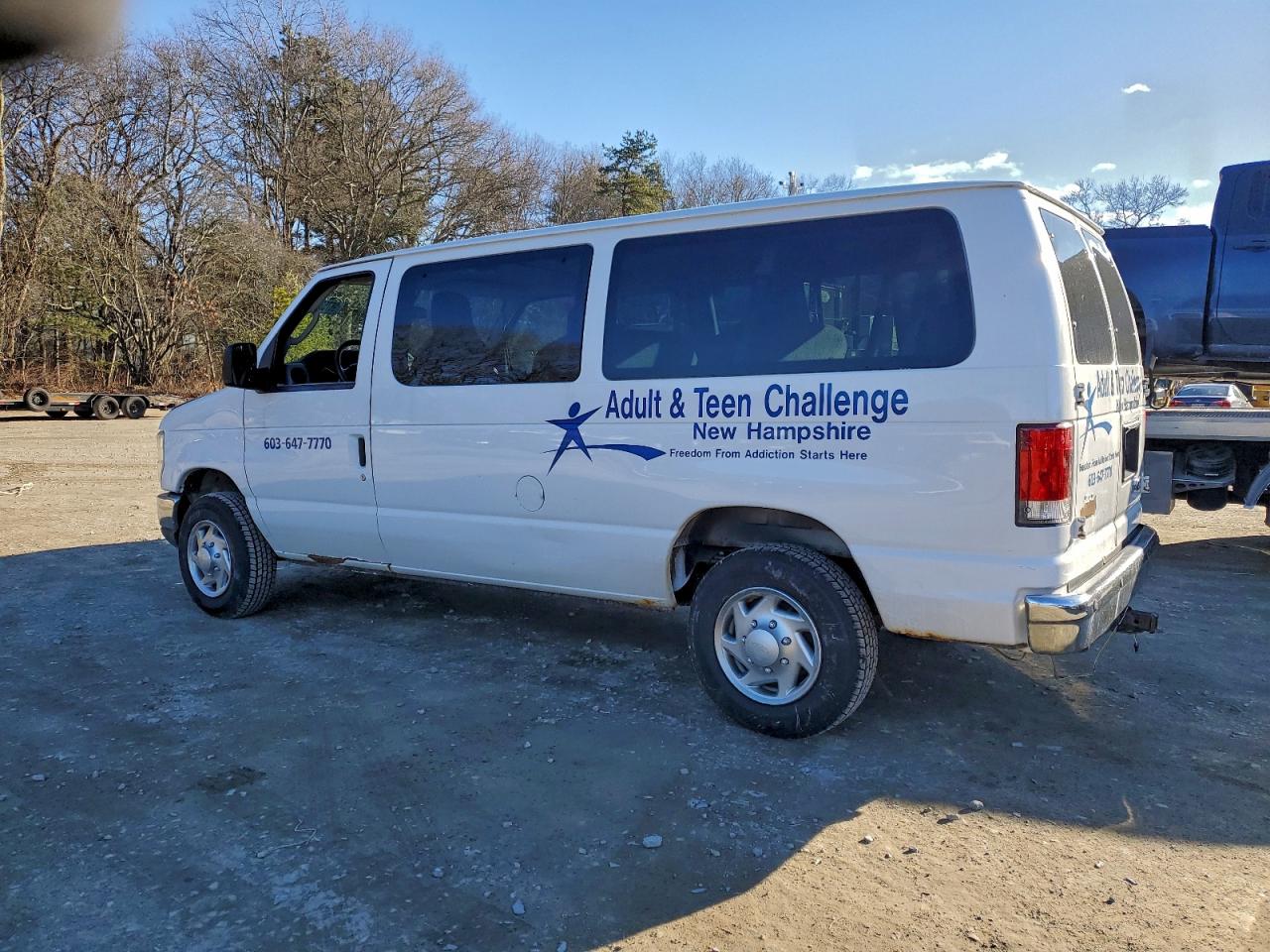 Ford Econoline E350 Super Duty Wagon