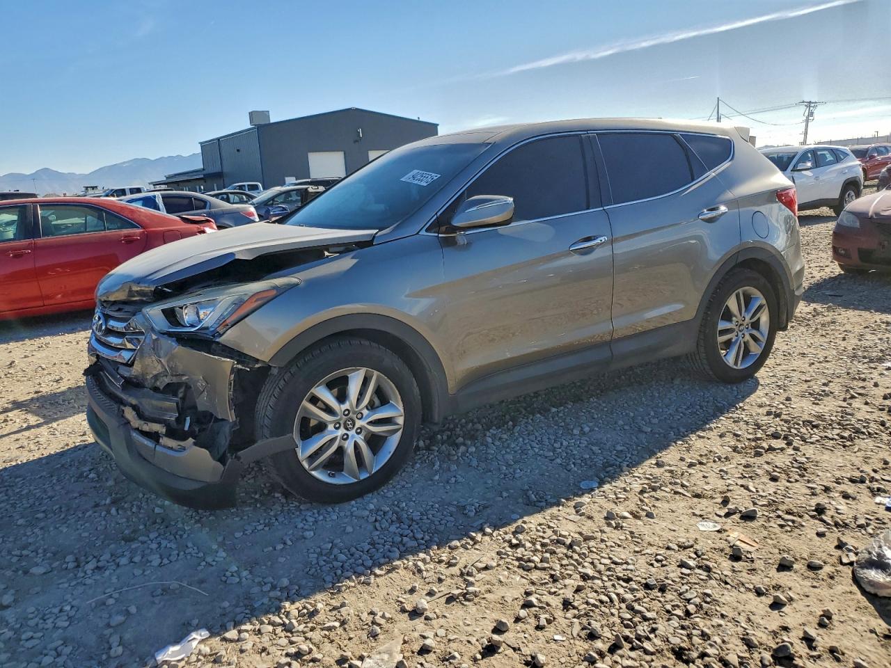 Salvage Hyundai SANTA FE Image