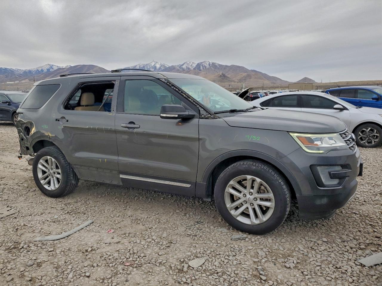 Ford Explorer Xlt