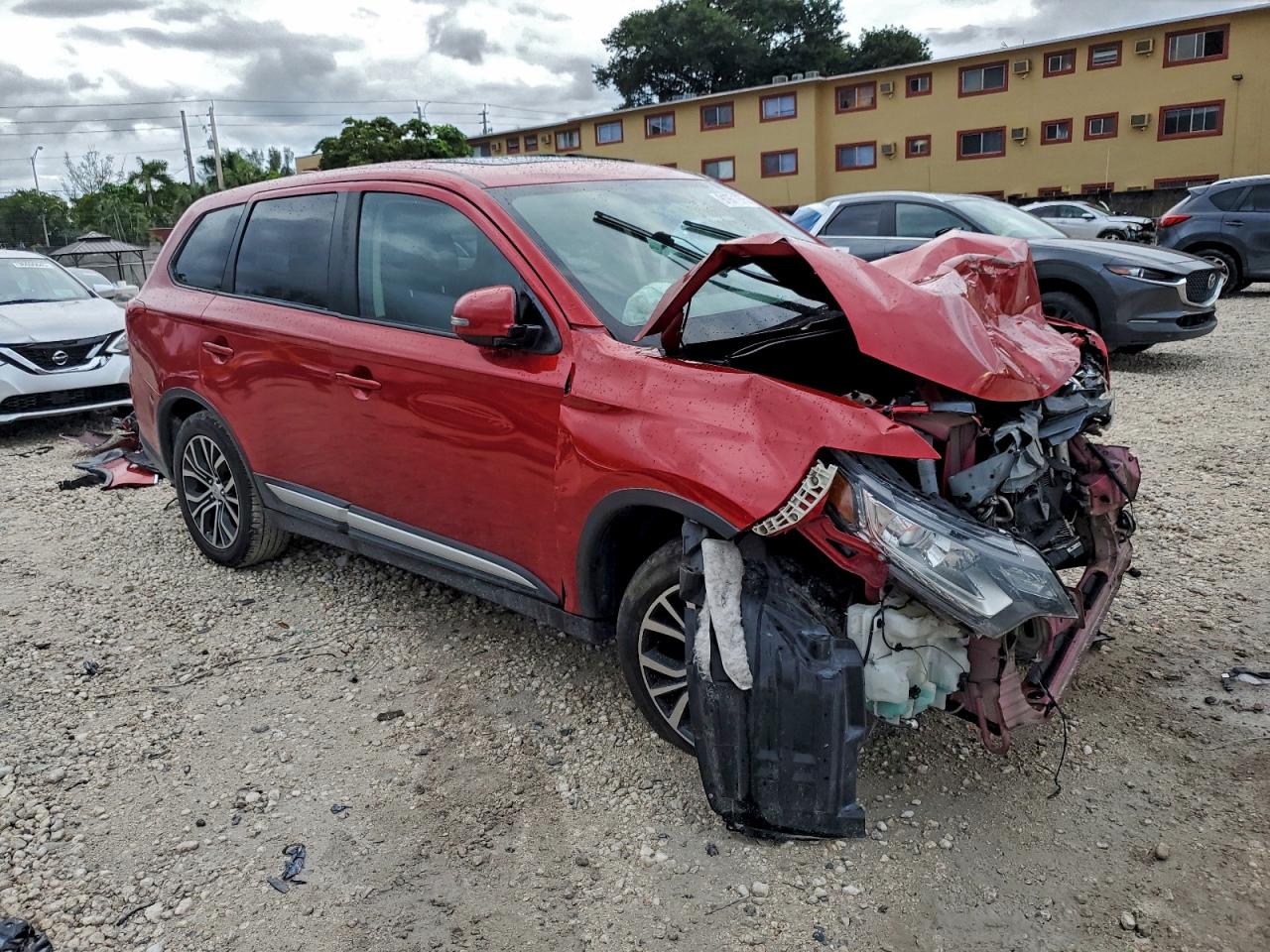 Mitsubishi Outlander Se