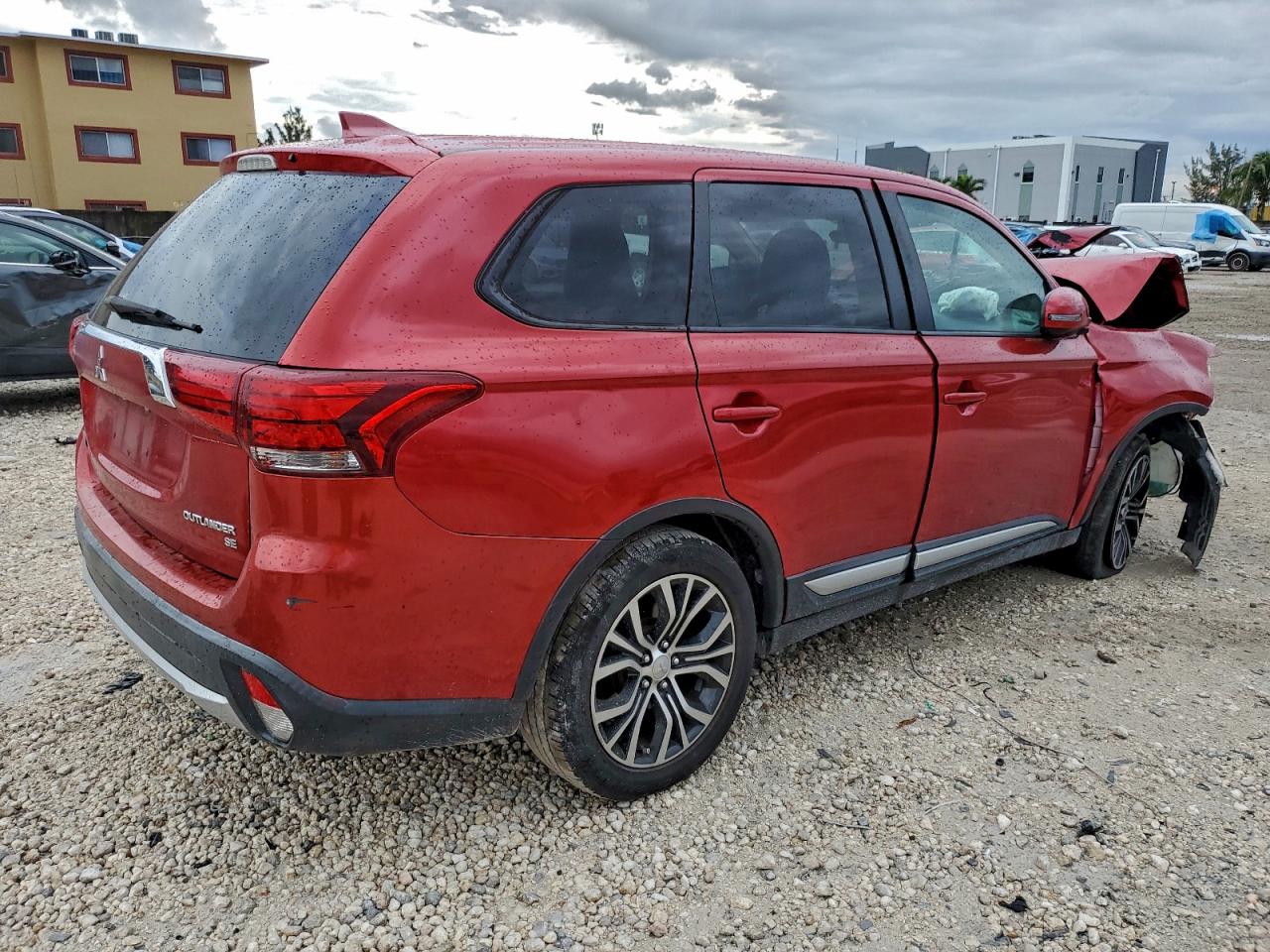 Mitsubishi Outlander Se